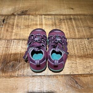 Keen’s Maroon and Teal Adventure Sandals
